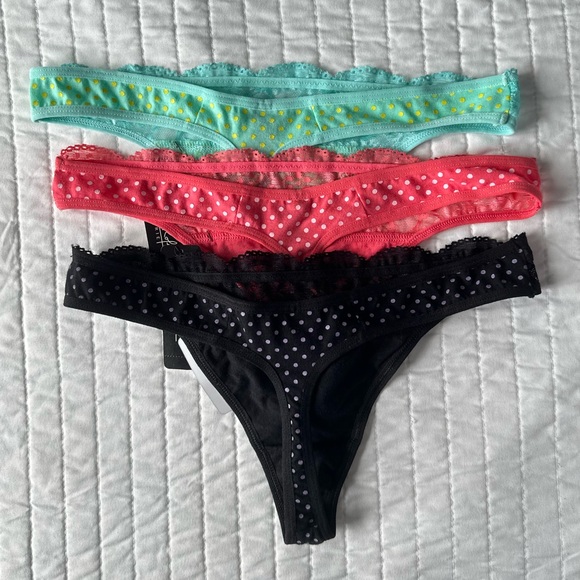 Rene Rofe Intimates Bundle of 3 - Picture 2 of 7